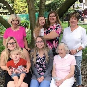 Meet your Posher, Stacy